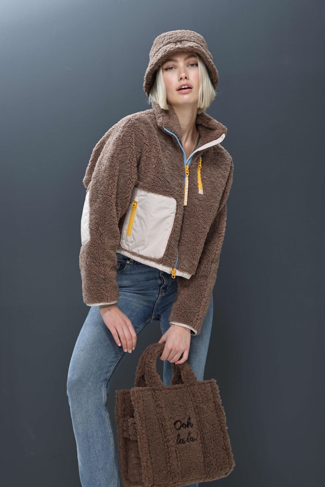 SALIA Teddytasche Flauschtasche Oh LaLa light olive